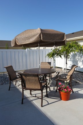 The Laurels of Carson City: Courtyard