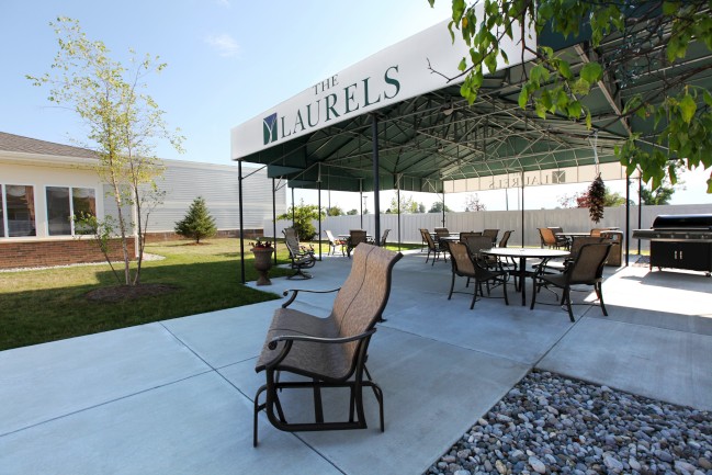 The Laurels of Carson City: Courtyard